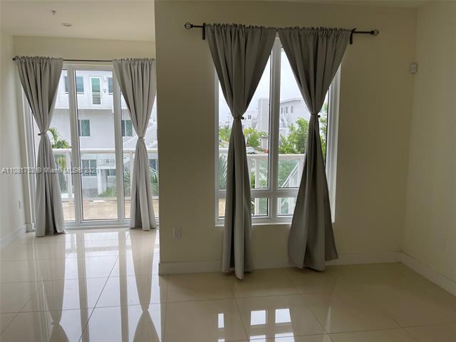 Photo - 6415 NW 102nd Path