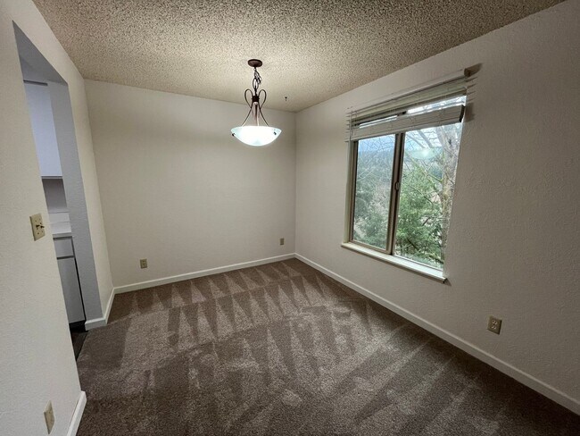 Photo - 2 Bedroom Condo Near WWU and Bus Line