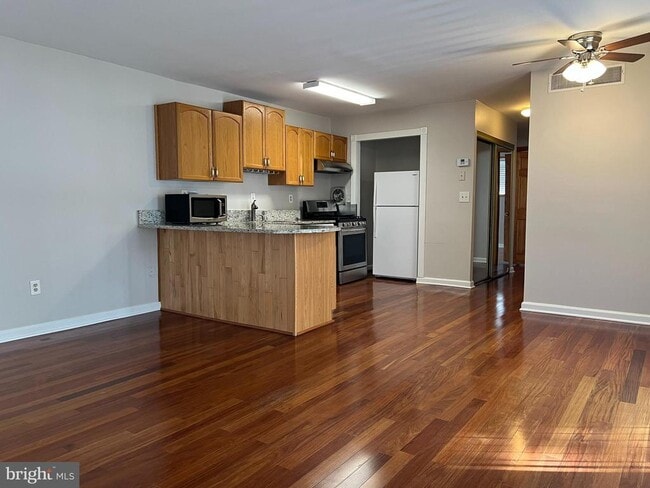 Photo - 7491 Little River Turnpike Unit 202