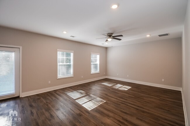 Photo - 67 Greyfield Dr