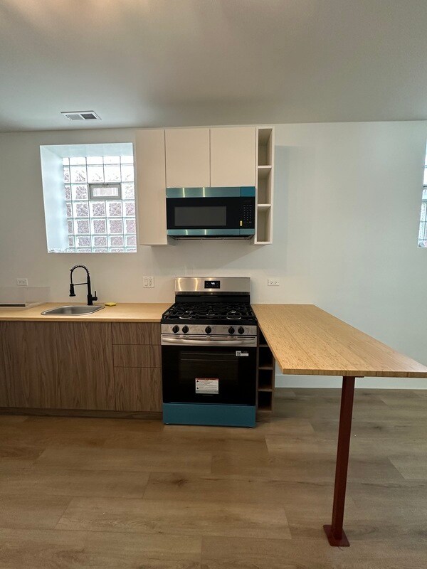 Photo - 3243 W Thomas St Unit 1b