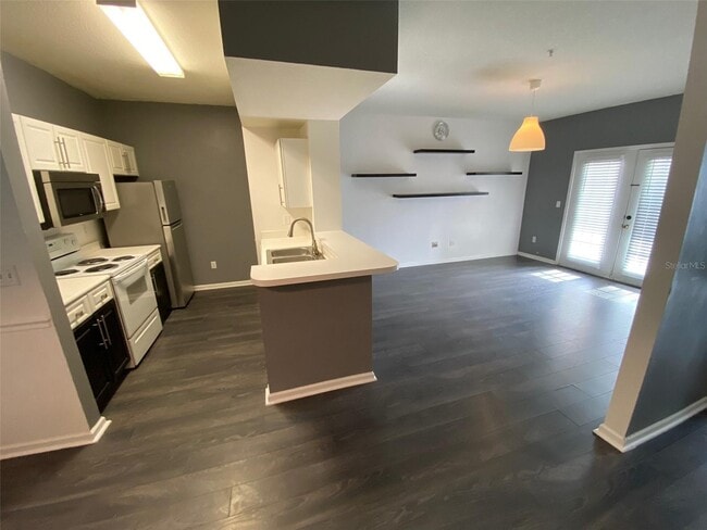 Photo - 2013 Tizewell Cir Unit 1407