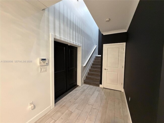 Photo - 2370 SW 18th Ave