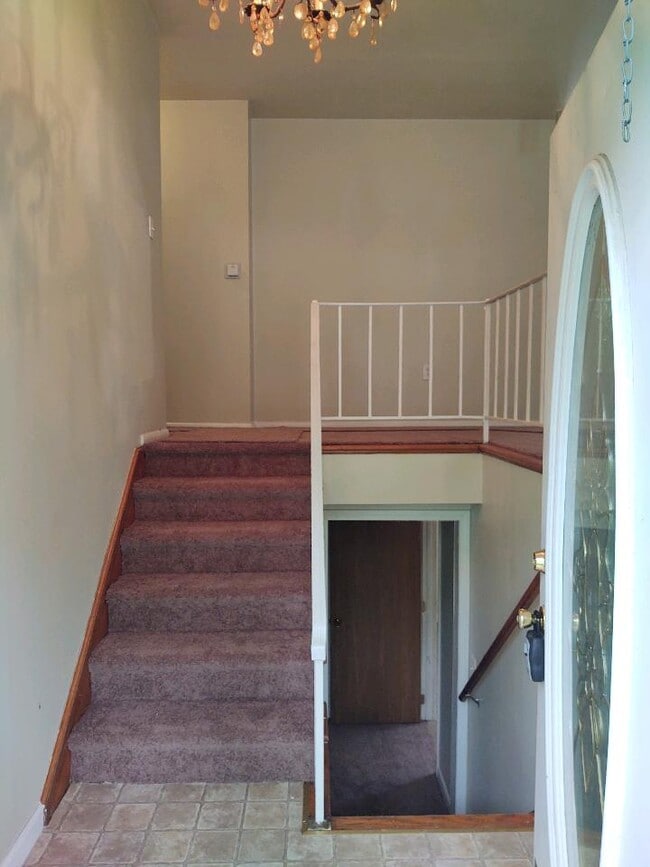 Photo - 1060 Fairwood Ave