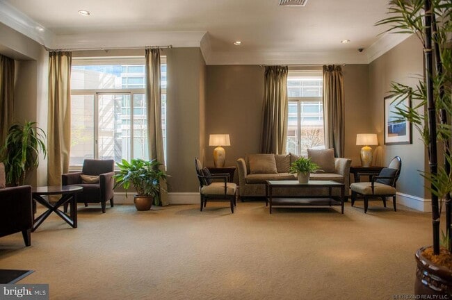 Photo - 851 N Glebe Rd Unit 510