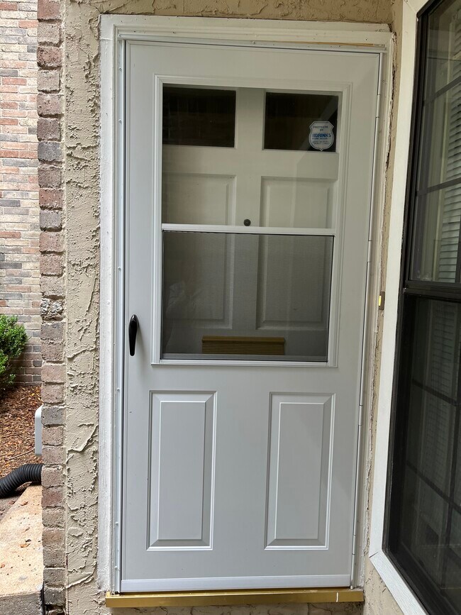 Photo - 6723 Belmont St