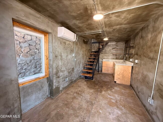 Photo - 2700 Federal Ave Unit rear