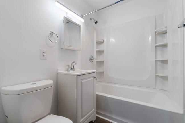 Photo - 3 Bedroom Townhouse in Midland, PA!! Apply...