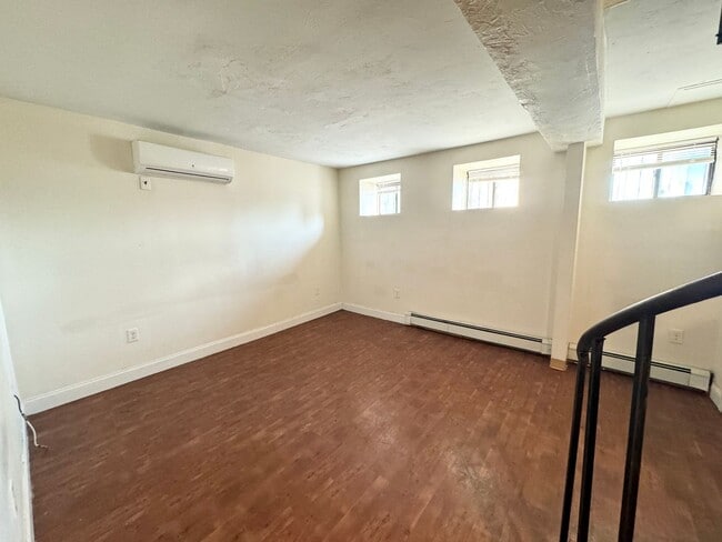 Photo - 13 Ruggles St