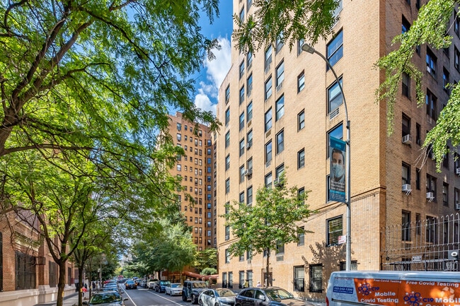 Photo - 1296-1304 Second Ave