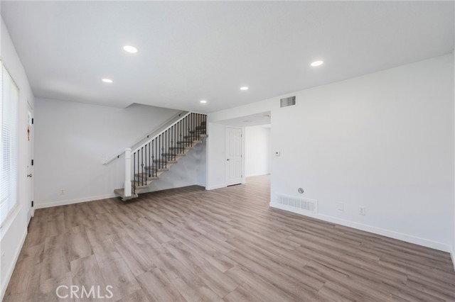 Photo - 10062 Ellis Ave