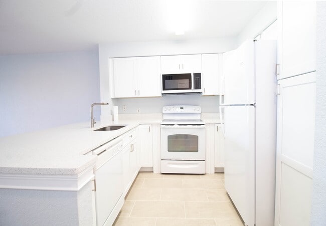 Photo - 14036 Fairway Island Dr