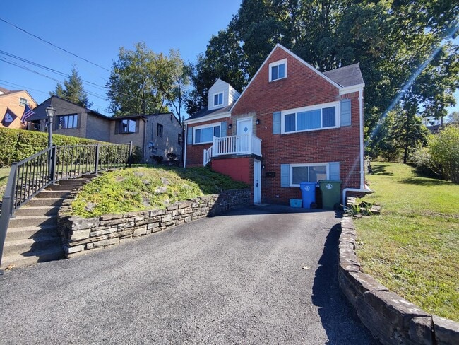Photo - *Recently Updated 3BD/2.5BA Available for ...