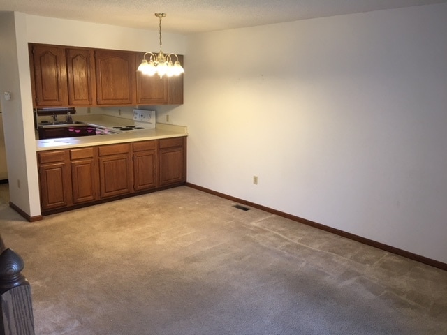 Photo - 604 N Plaza Blvd