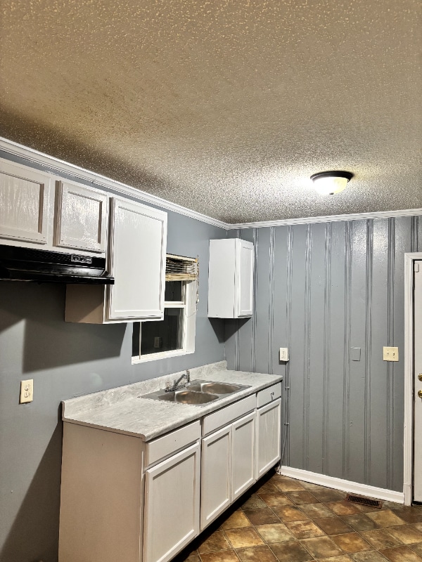 Photo - 127 Edwards St SE