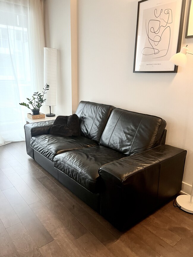 Photo - 700 Rue Saint-Paul O Unit 906