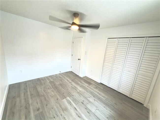 Photo - 1442 Candlewyck Dr