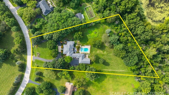 Photo - 38W064 Tanglewood Dr