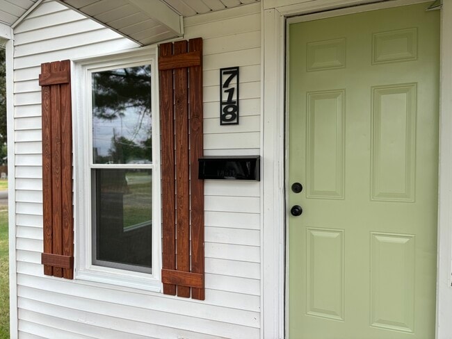 Photo - 718 S Pine St