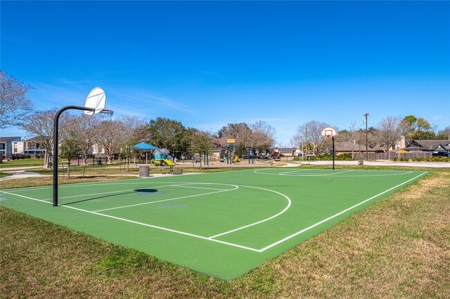 Photo - 311 Windward