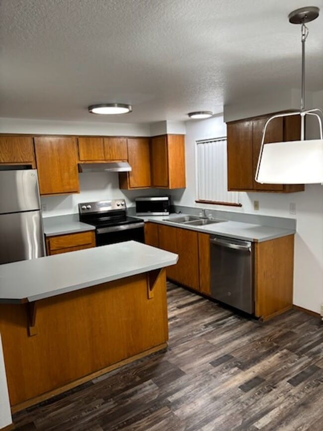 Photo - *Your New Home Awaits* 2 Bedroom / 1 Bath Duplex