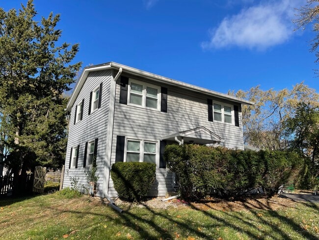 Photo - 37982 N Il Route 59