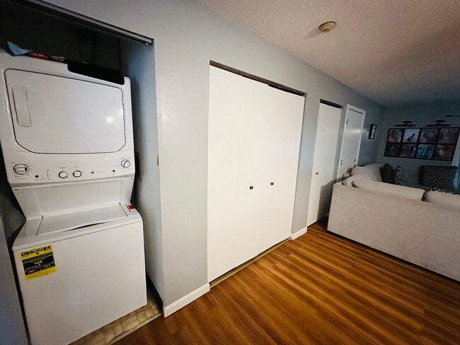 Photo - 373 Aiken St Unit 10