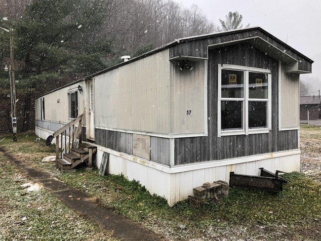 Photo - 57 Volewood Ln