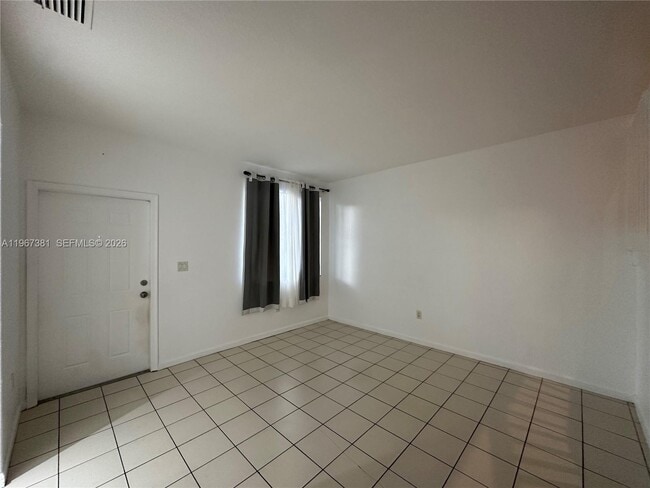 Photo - 2615 SE 15th Pl