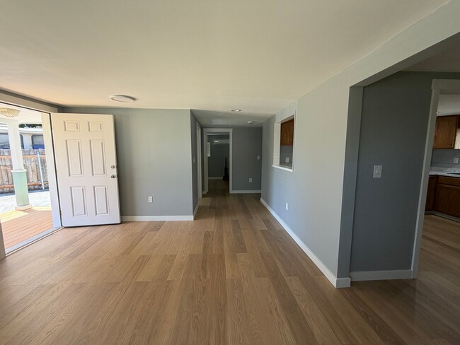 Photo - 809 Stanton Ave