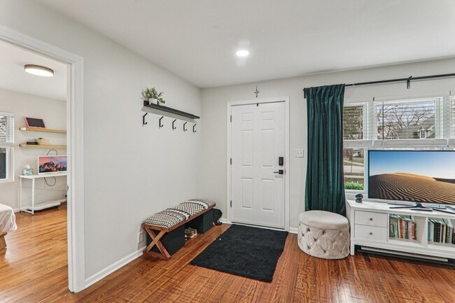 Photo - 502 N Smith St