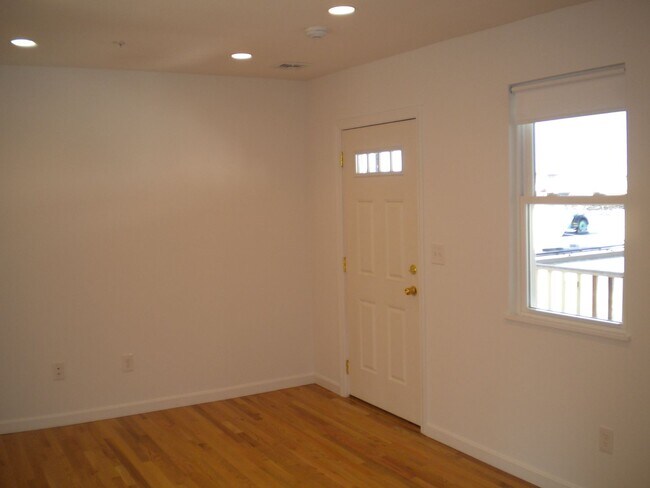 Photo - Condorhosdav Trust Unit A