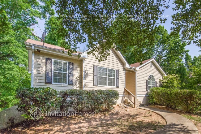 Photo - 625 McCart Rd