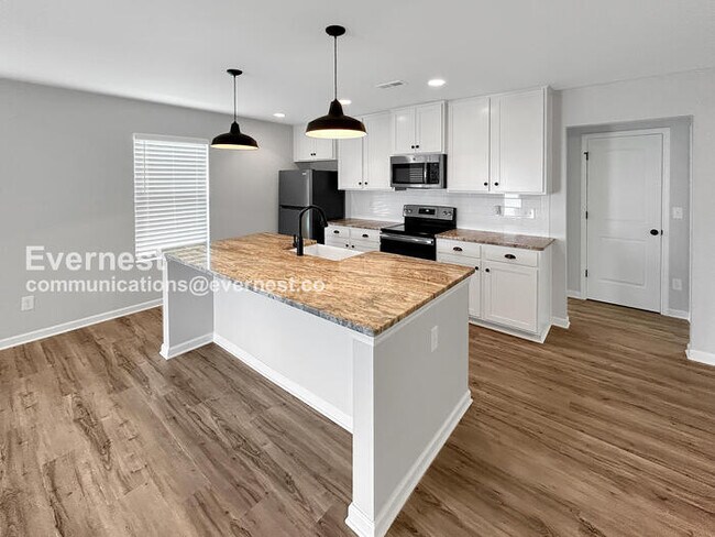 Photo - 322 Fenrose Dr