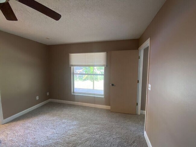 3/2 East Orlando home Avail 06/10/2026