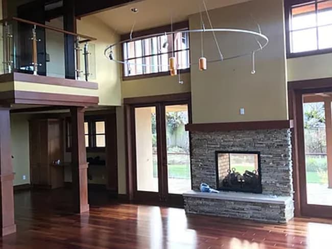 Photo - Elegant 5 beds / 5 bath house in Clyde Hill