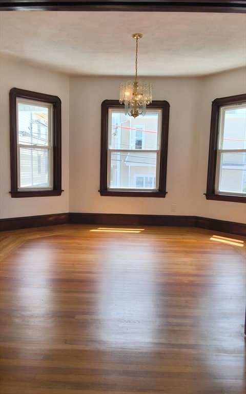 Building Photo - 570 William St Unit 2