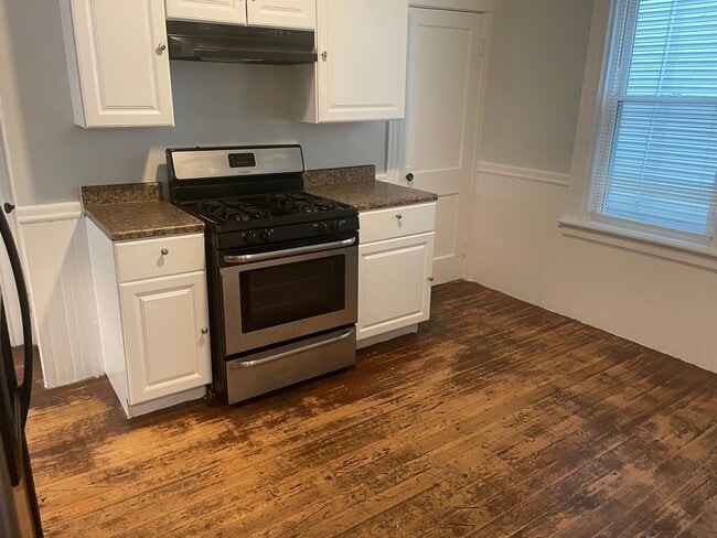 Photo - 72-74 Academy Avenue Unit 1