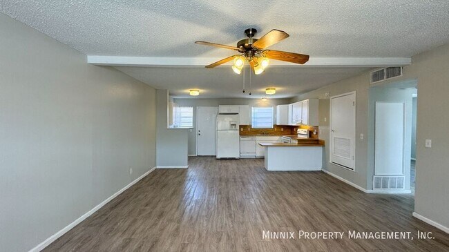 Photo - 2304 W 16th St Unidad B