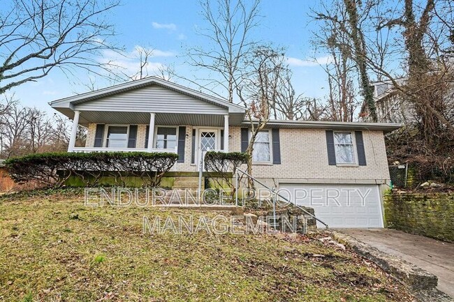 Photo - 334 Hyde Park Dr