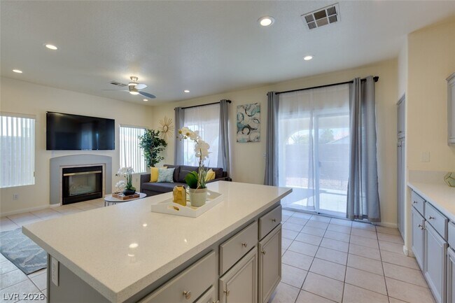 Photo - 7886 Blue Brook Dr