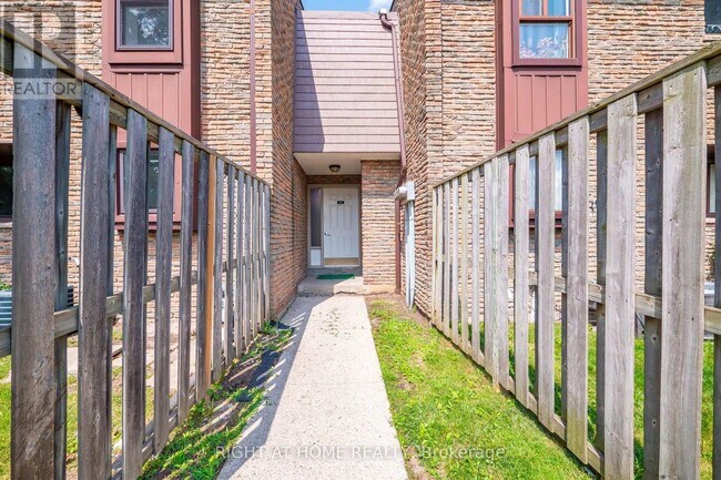 Photo - 2605 Woodchester Dr