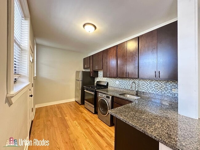 Photo - 4426 N Wolcott Ave Unit J05W