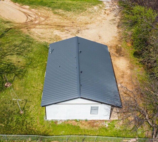 Photo - 1106 Brewster Ave