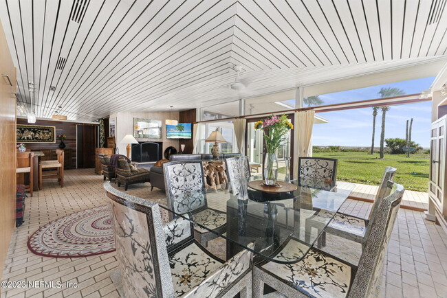 Photo - 2337 SEMINOLE Rd Unit A