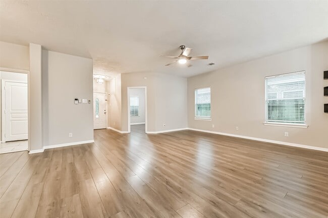 Photo - 3107 Braepark Ct