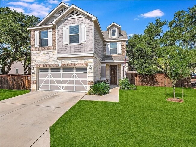 Building Photo - 808 Sandhill Branch Dr