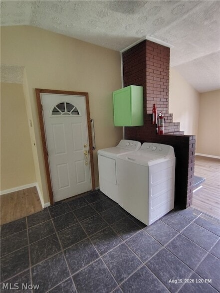 Photo - 2822 Red Gate Ln