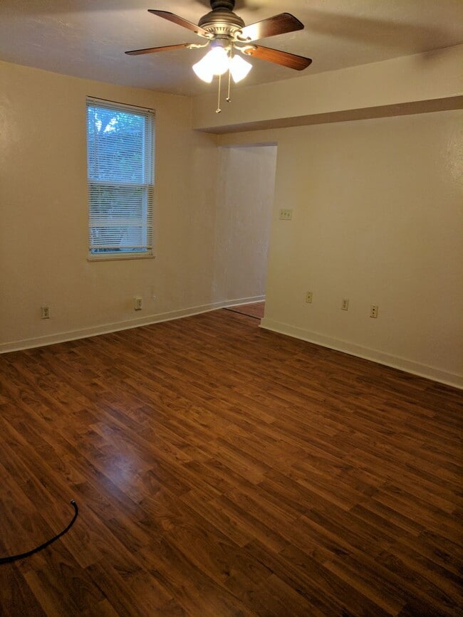 Photo - Cozy 2 Bedroom Apartment with Backyard Patio and Central Air Conditioning in South Side, Pittsbur... Unit 1
