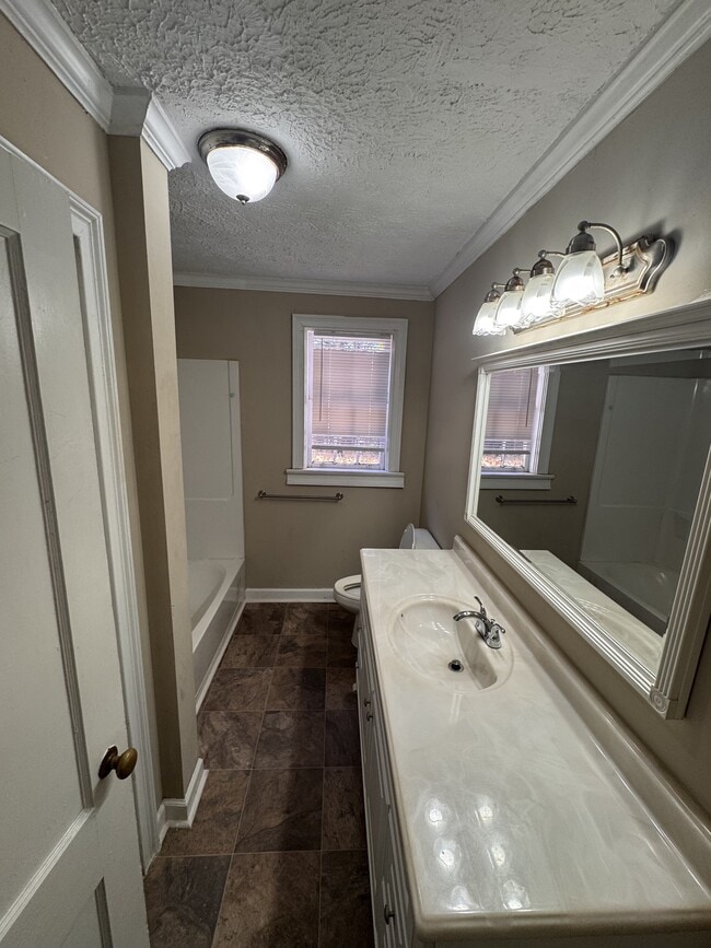 Photo - 111 E Screven St